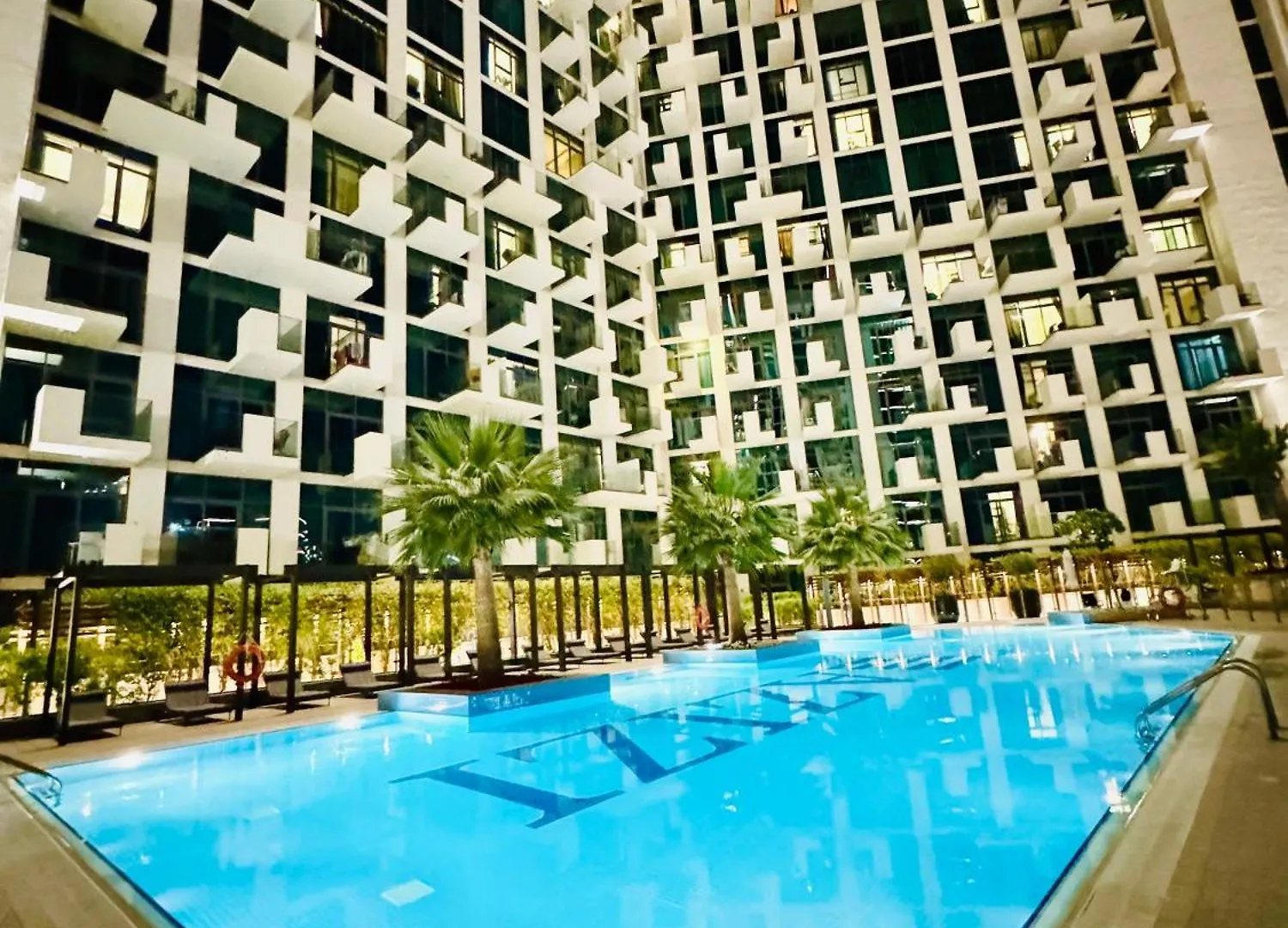 Appartamento Farhad Azizi Al Jaddaf Sleek Studio Dubai Emirati Arabi Uniti