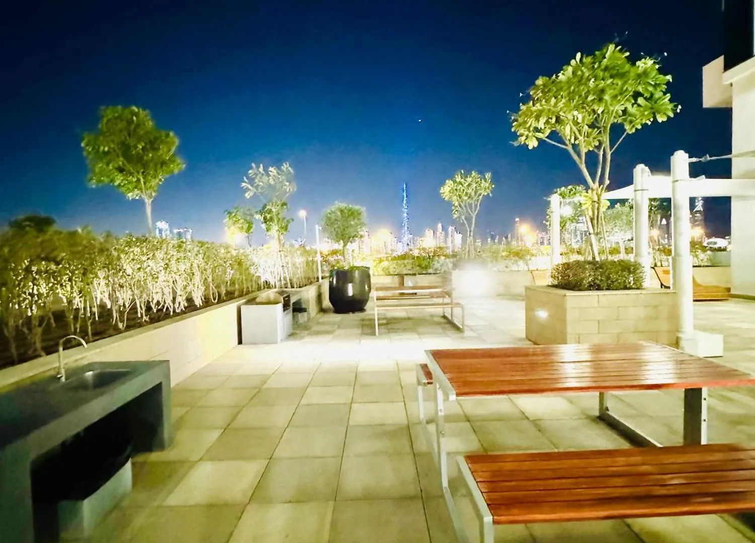 Farhad Azizi Al Jaddaf Sleek Studio Dubai